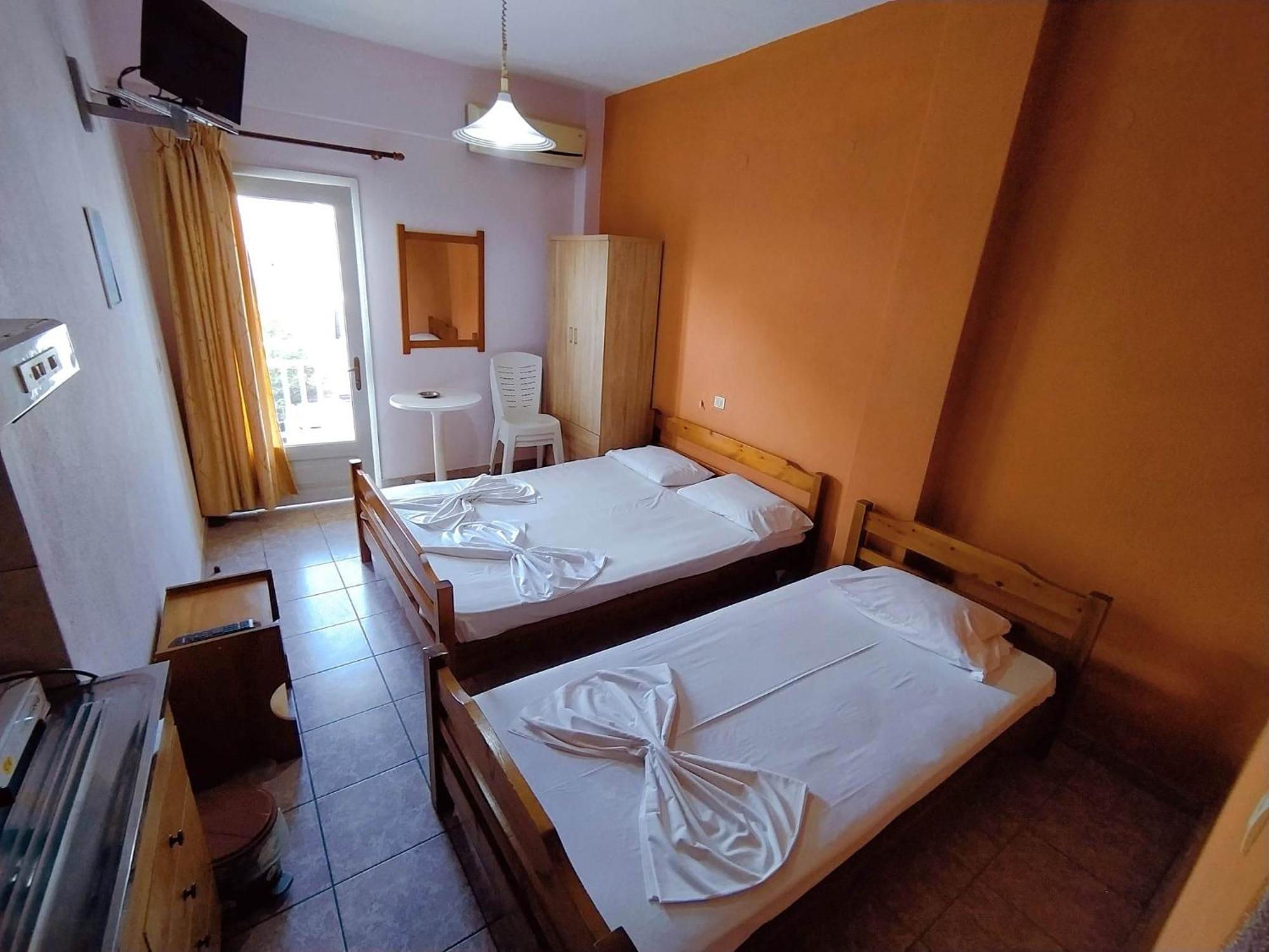 Μαρκονησ Hotel Paralia Katerinis Exterior photo